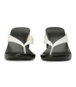 Avanti Milk Capretto/Black Suede