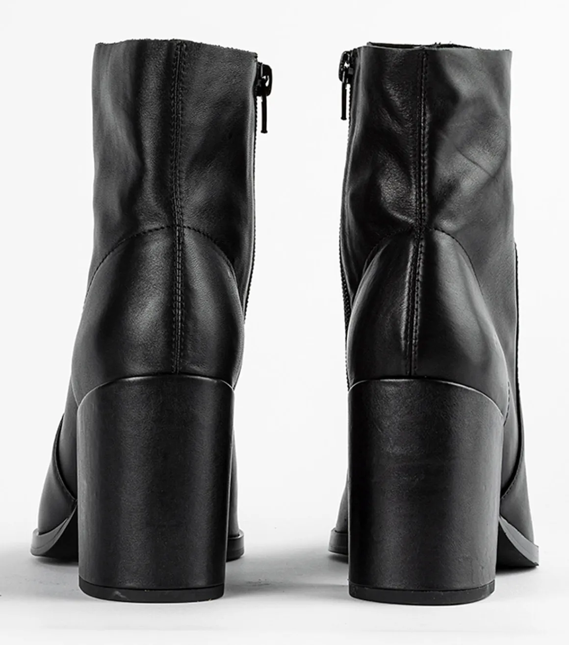 Brazen Black Luxe