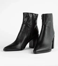 Brazen Black Luxe
