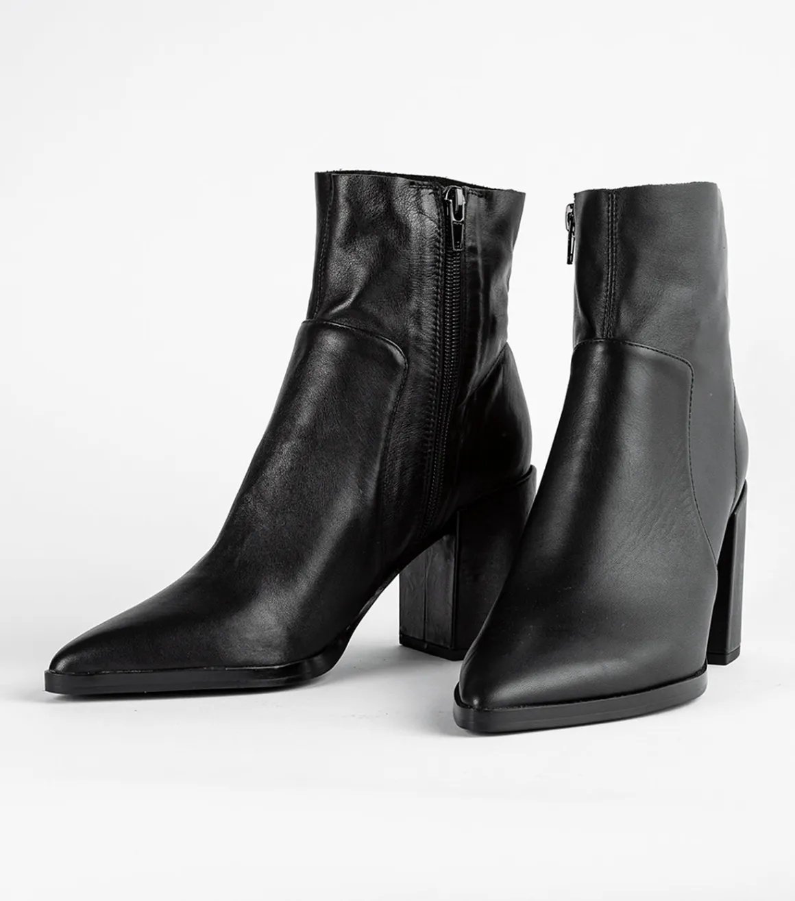 Brazen Black Luxe