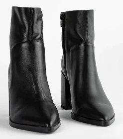 Brazen Black Luxe