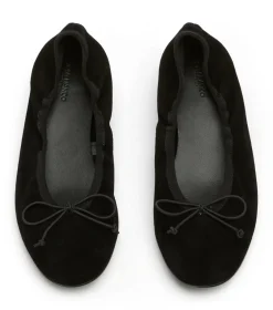 Moma Black Suede